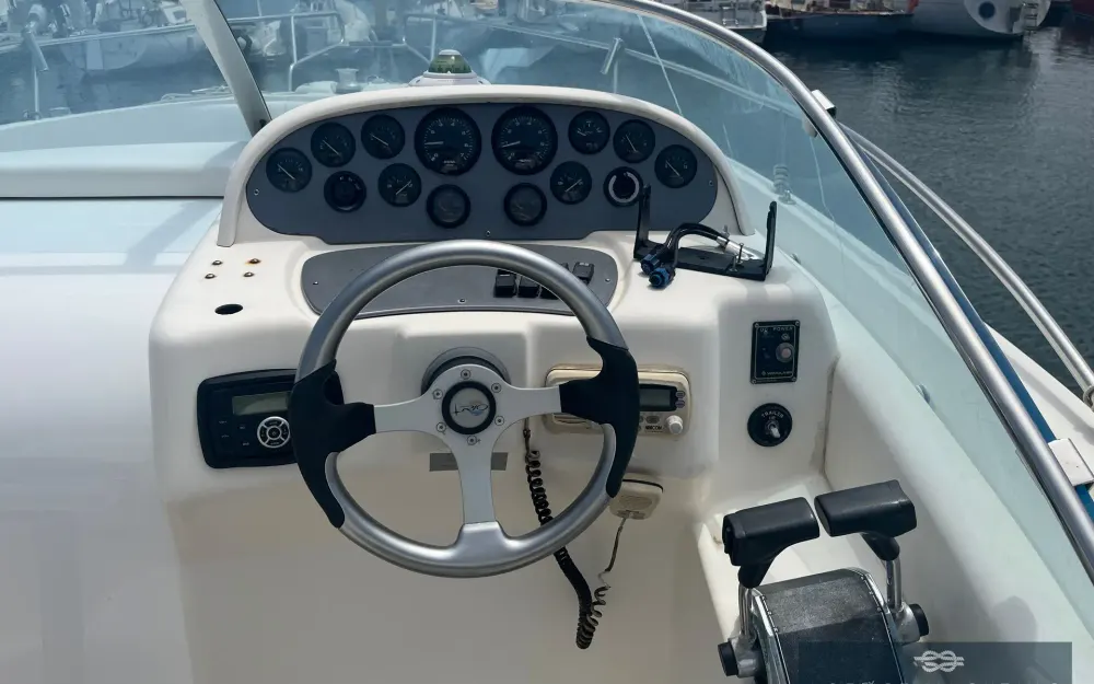 slider 9 Rio  850 Day Cruiser