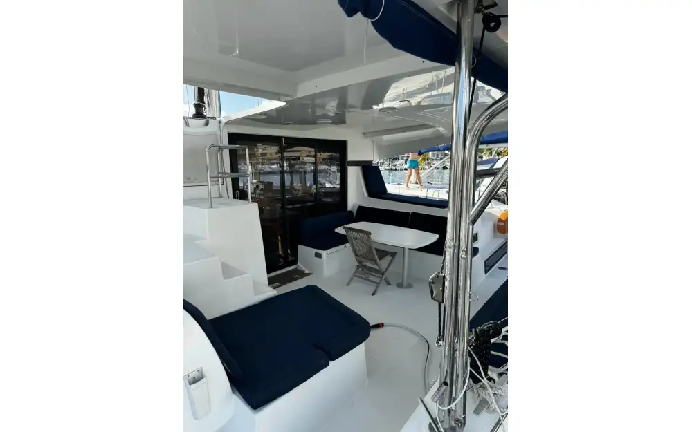 slider 12 Lagoon  42