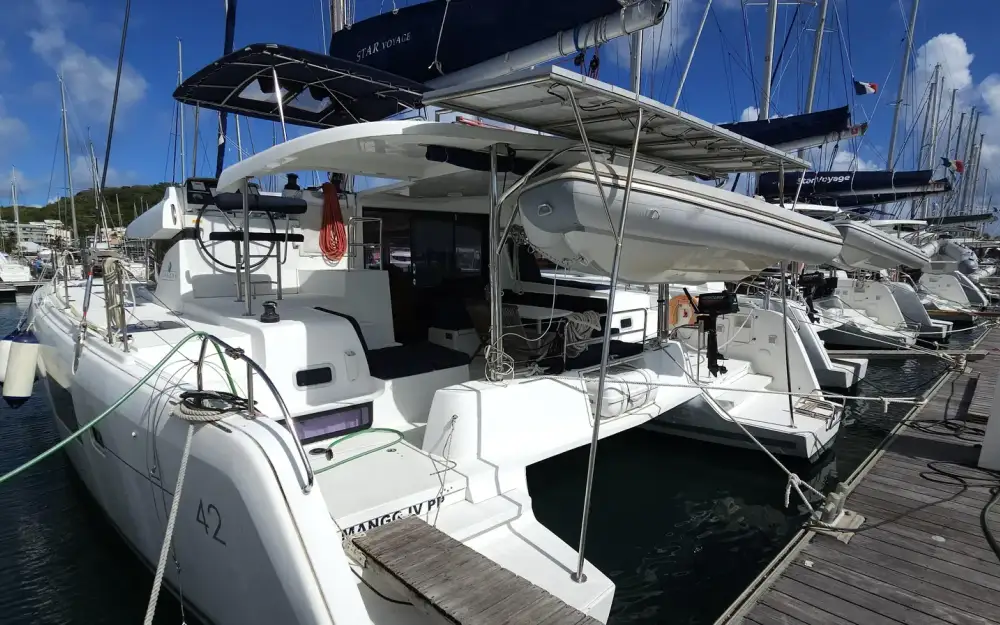 slider 1 Lagoon  42