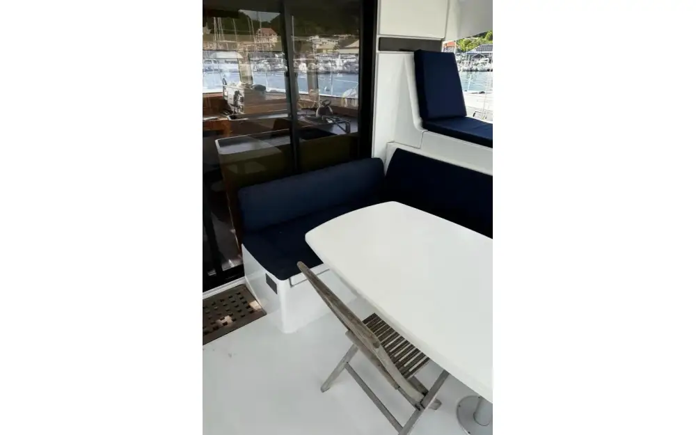 slider 23 Lagoon  42