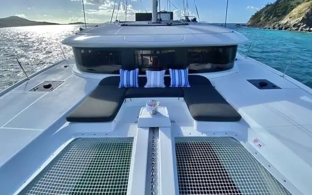 slider 1 Lagoon  46