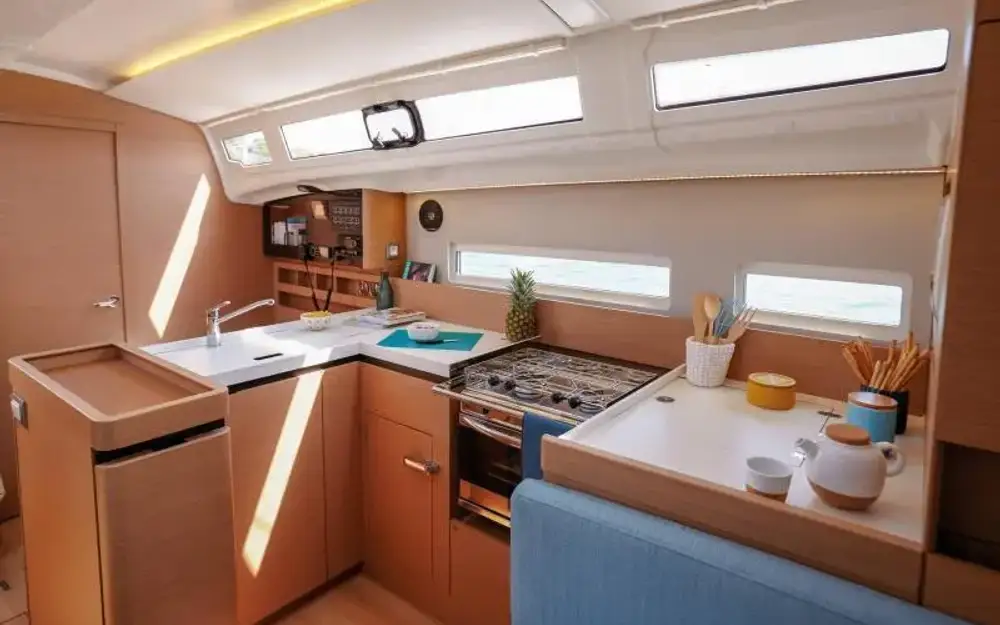 slider 20 Jeanneau Sun Odyssey 410