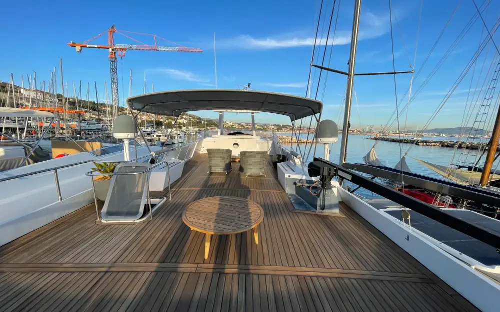 slider 4 Admiral  25