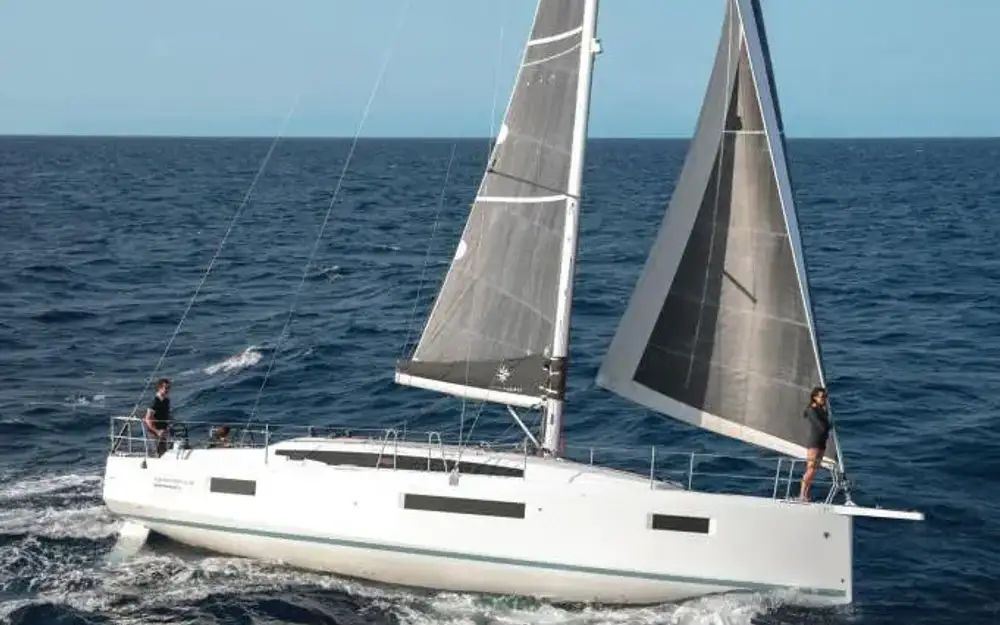 slider 2 Jeanneau Sun Odyssey 410