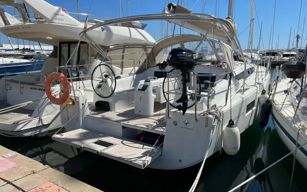 slider 30 Jeanneau Sun Odyssey 410