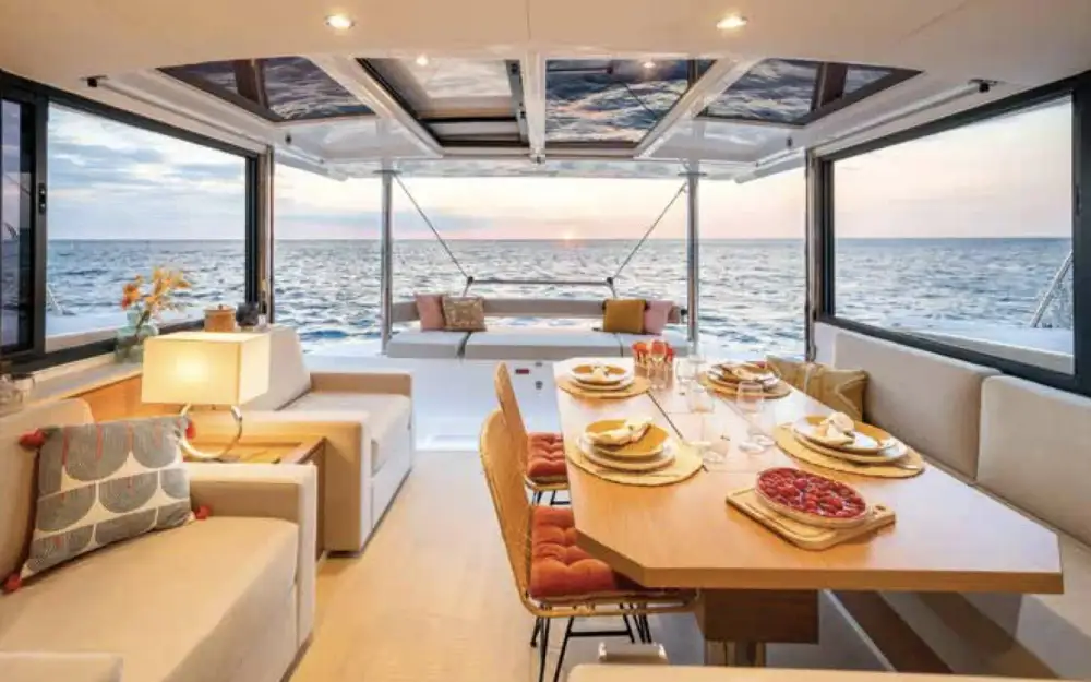 slider 2 Bali Catamarans Bali 4.4