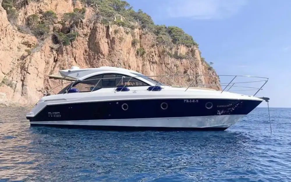 slider 0 Beneteau Gran Turismo 38