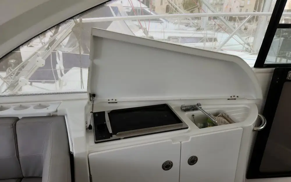 slider 18 Beneteau Gran Turismo 38
