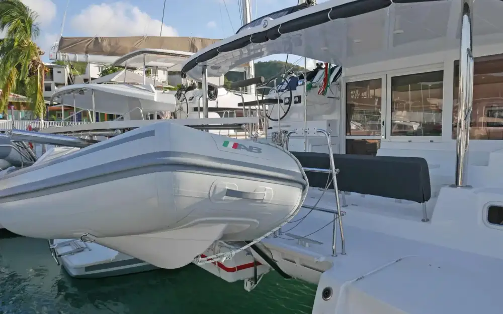 slider 3 Lagoon  400 S2
