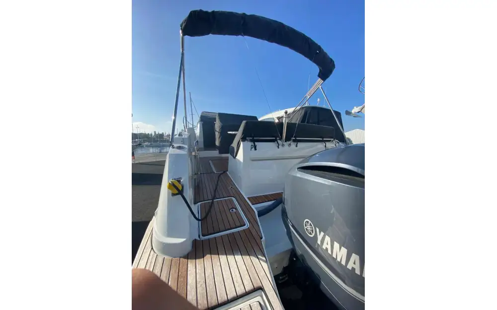 slider 6 Jeanneau Cap Camarat 10.5 WA