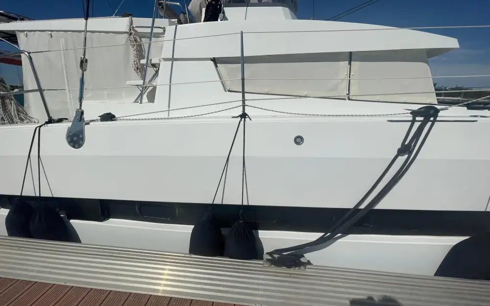 slider 4 Bali Catamarans Bali 4.3