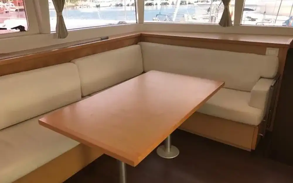 slider 16 Lagoon  450