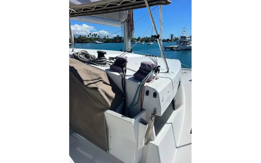 slider 20 Fountaine Pajot Lucia 40