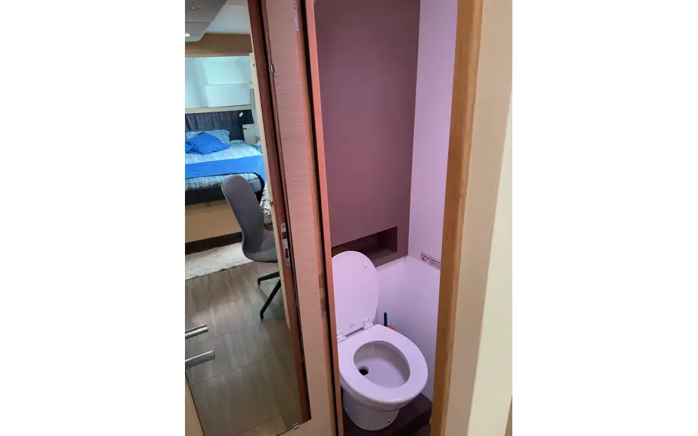 slider 30 Fountaine Pajot Lucia 40