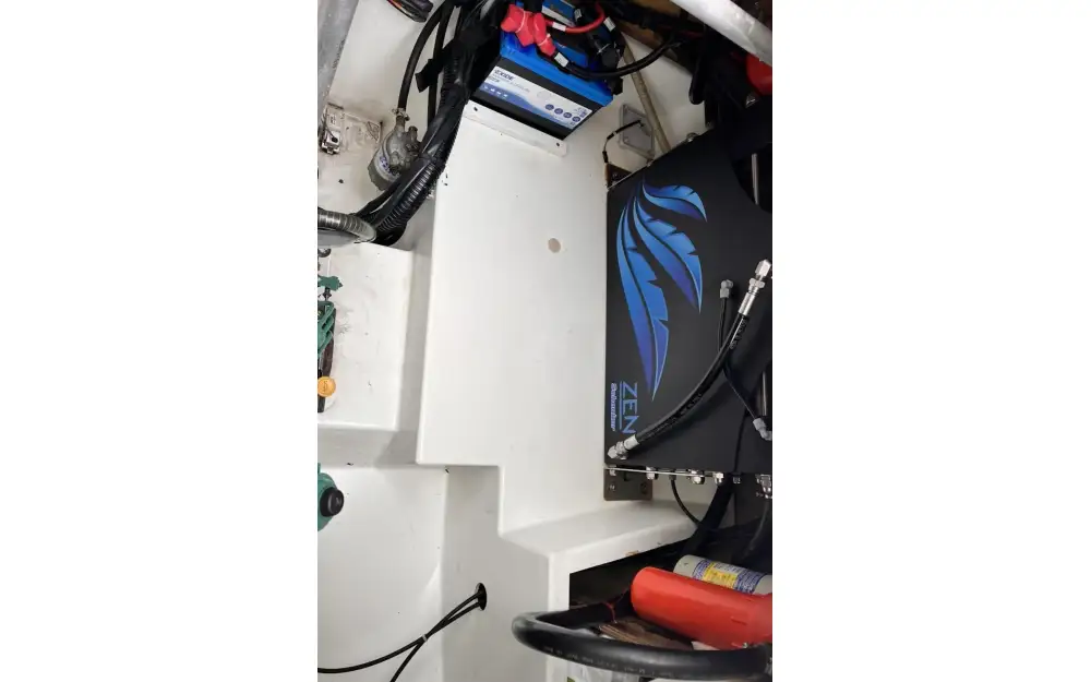 slider 82 Fountaine Pajot Lucia 40