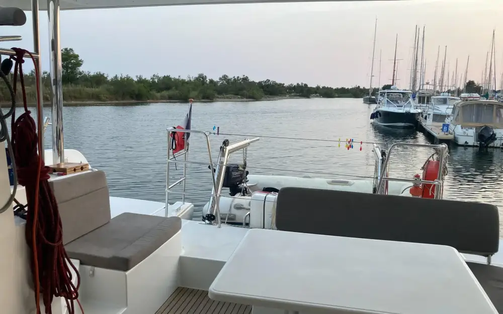 slider 17 Lagoon  39