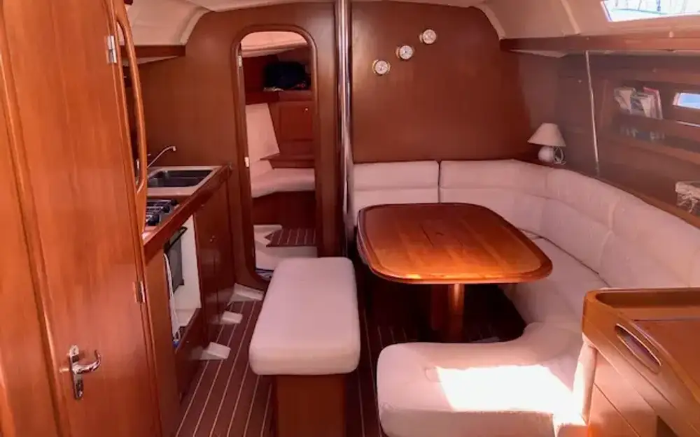 slider 8 Dufour  365 Grand Large