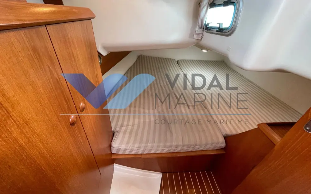 slider 4 Jeanneau Sun Odyssey 37