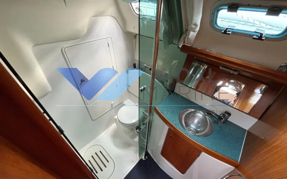 slider 5 Jeanneau Sun Odyssey 37