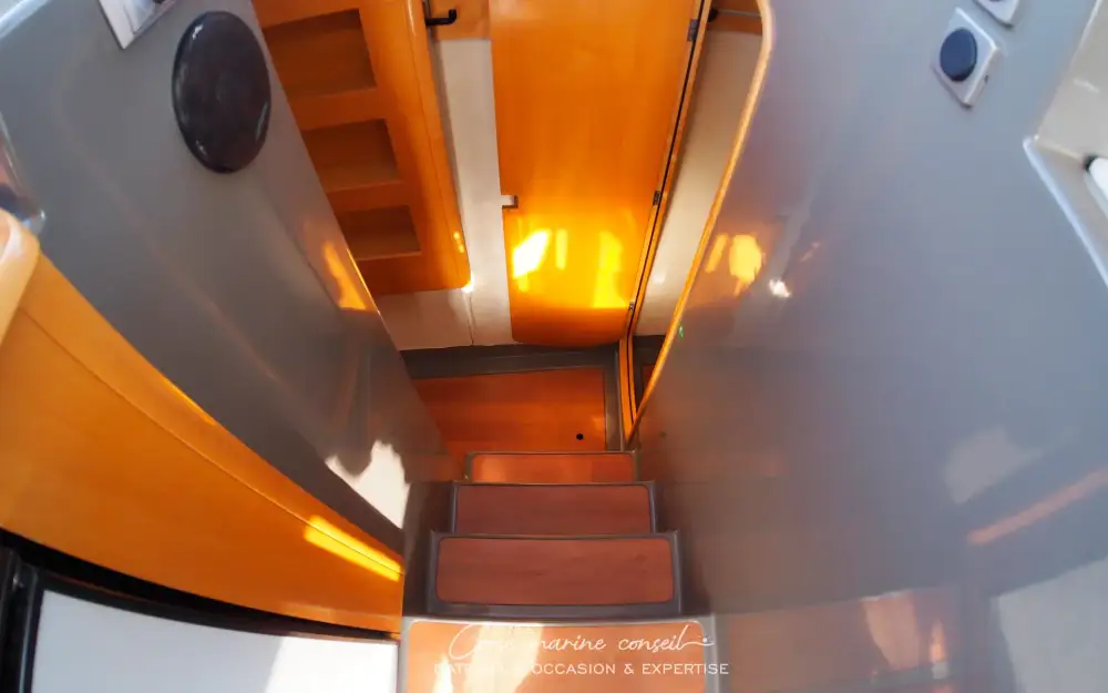 slider 10 Fountaine Pajot Highland 35