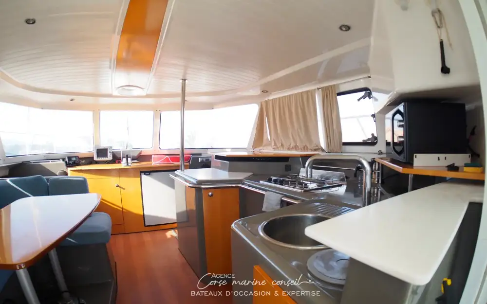 slider 6 Fountaine Pajot Highland 35