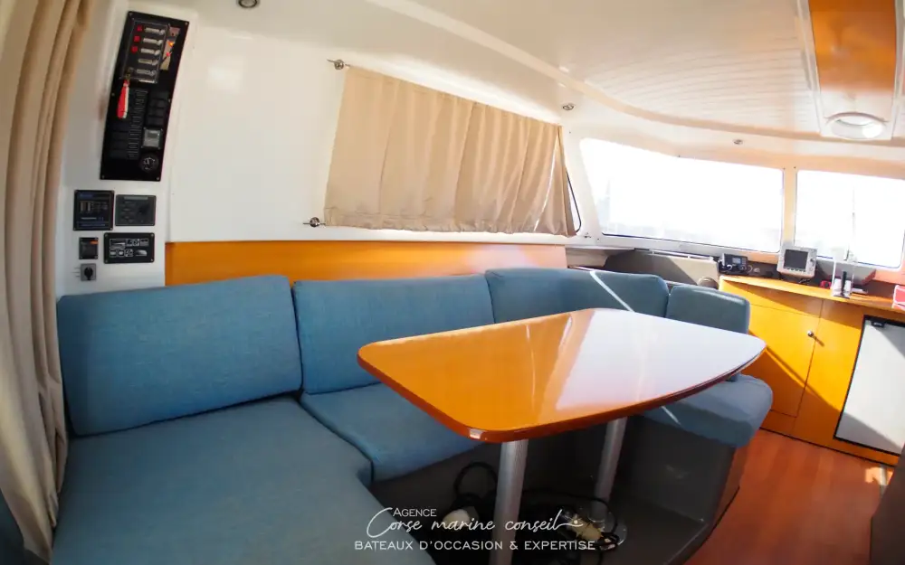 slider 11 Fountaine Pajot Highland 35