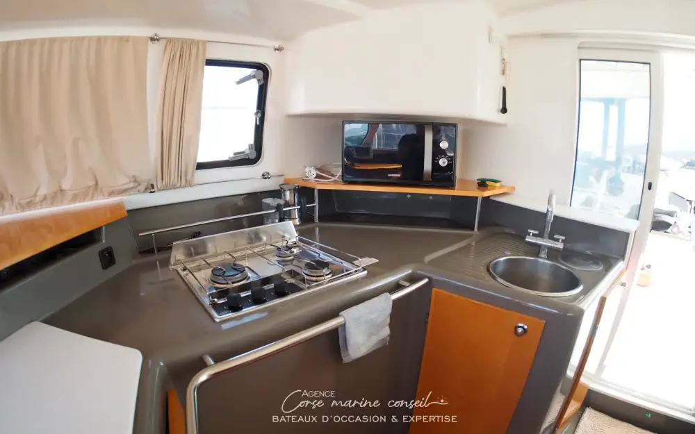 slider 7 Fountaine Pajot Highland 35