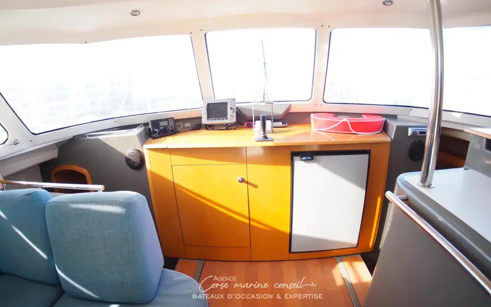 slider 14 Fountaine Pajot Highland 35