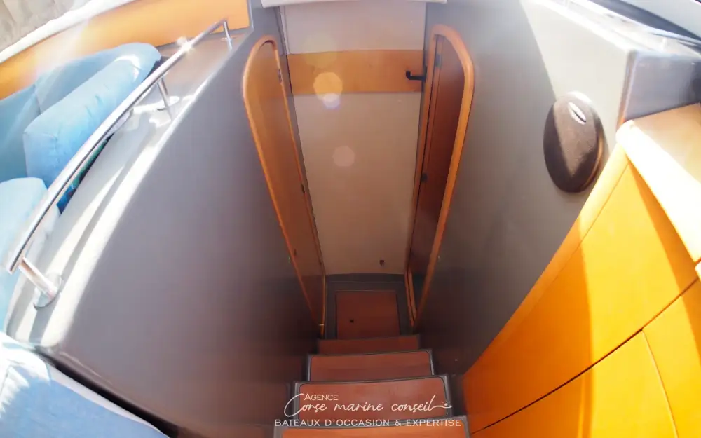slider 15 Fountaine Pajot Highland 35