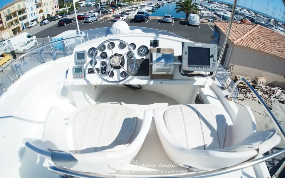 slider 21 Fountaine Pajot Highland 35