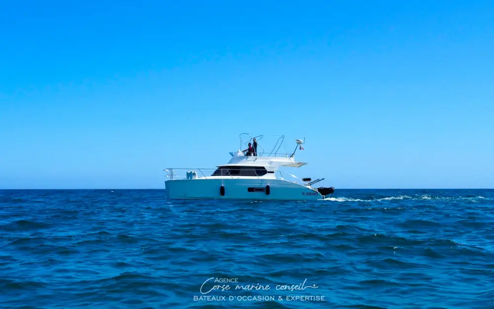 slider 1 Fountaine Pajot Highland 35