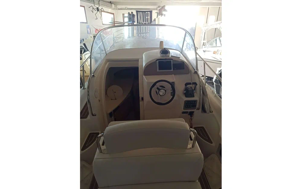 slider 7 Capelli Tempest 900