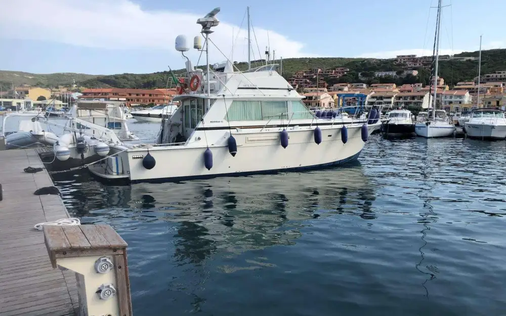 slider 13 Bertram  42 Sport Fisherman