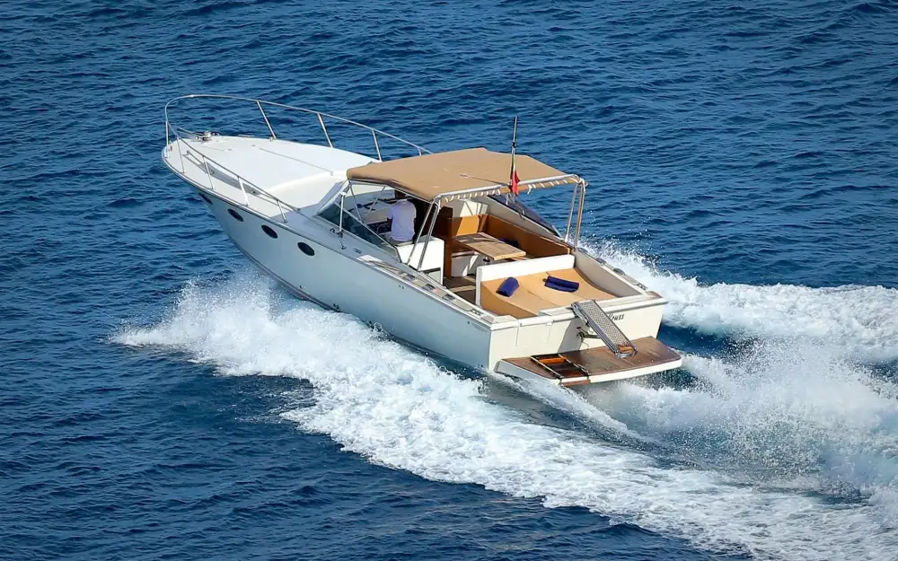 slider 11 Tornado Marine Tornado 38