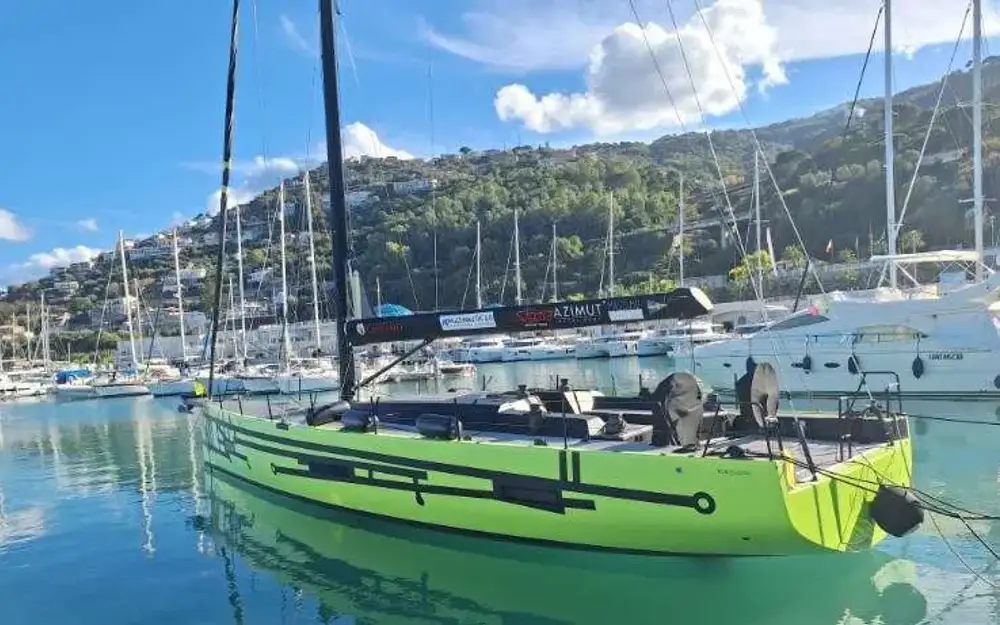 slider 9 Ice Yachts  60
