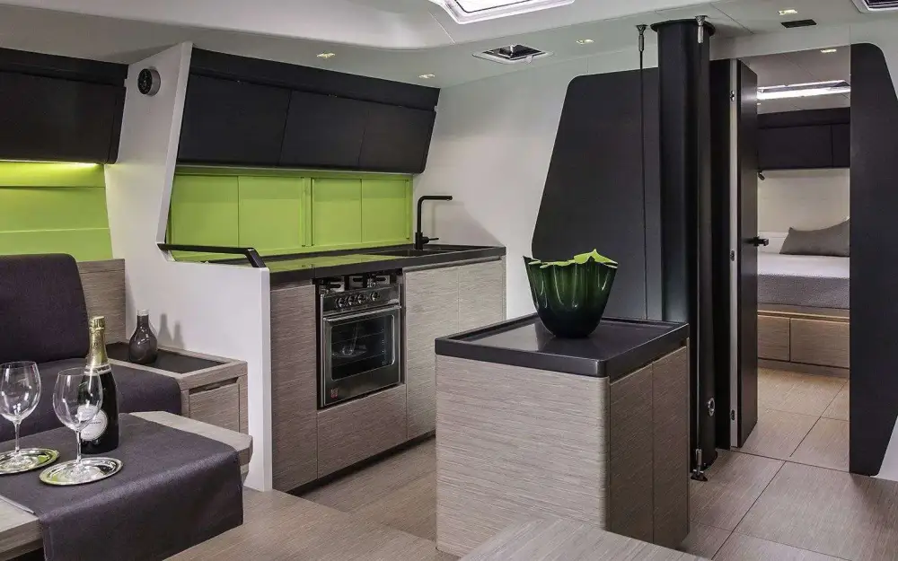 slider 1 Ice Yachts  60