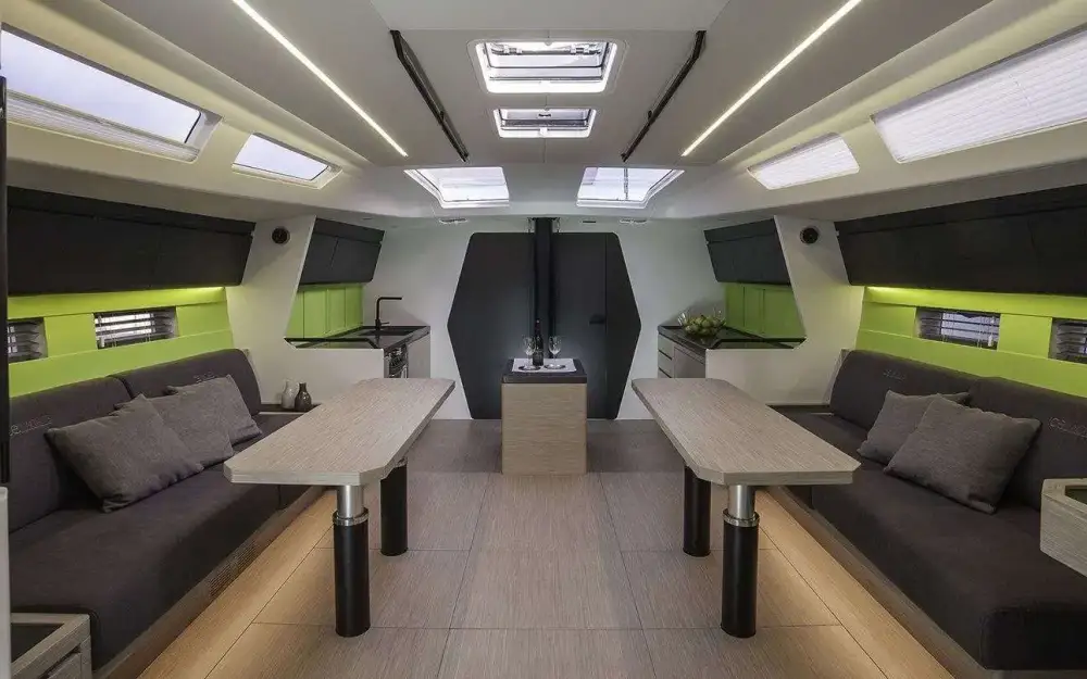 slider 6 Ice Yachts  60