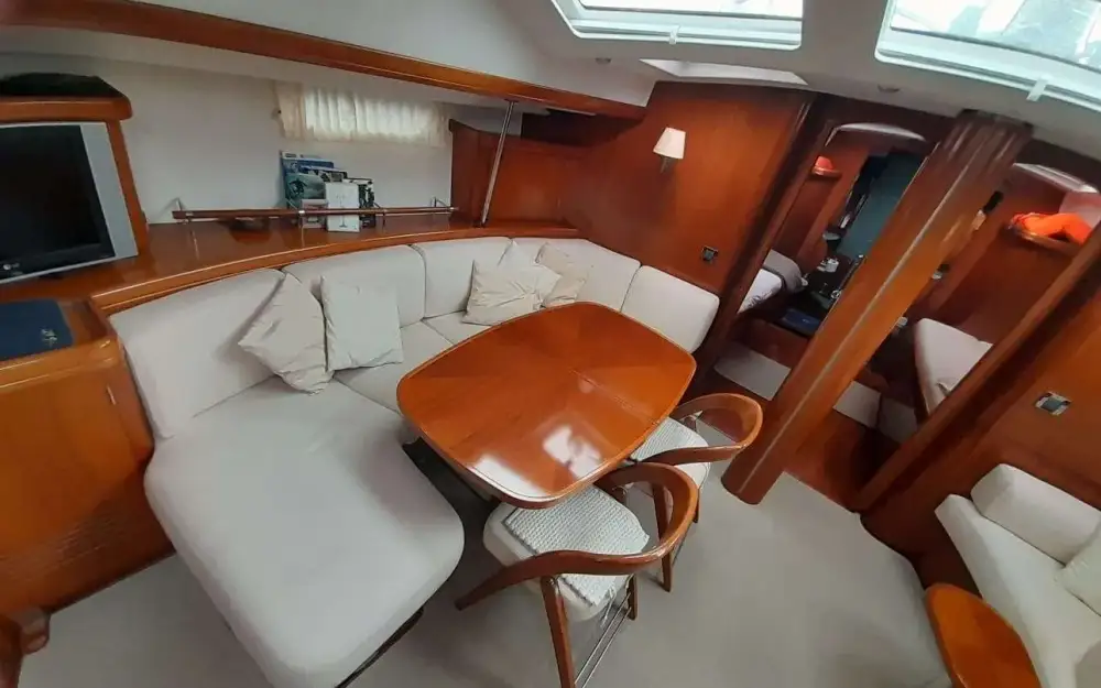 slider 2 Beneteau  57