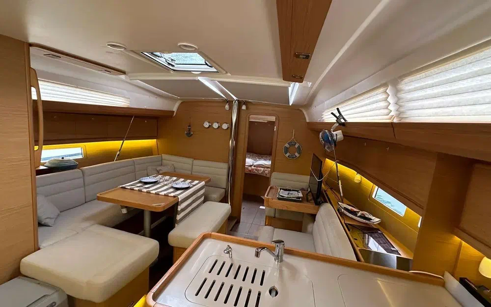 slider 17 Dufour 412