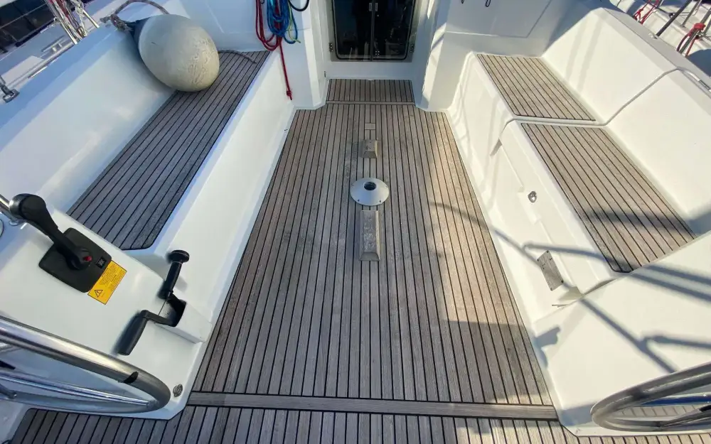 slider 28 Beneteau Oceanis 38.1