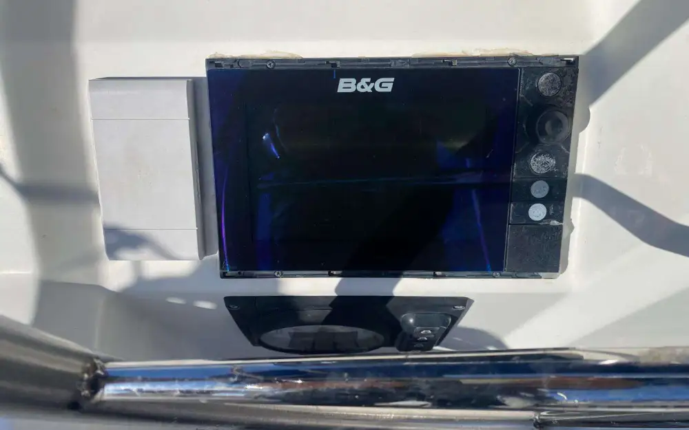 slider 6 Beneteau Oceanis 38.1