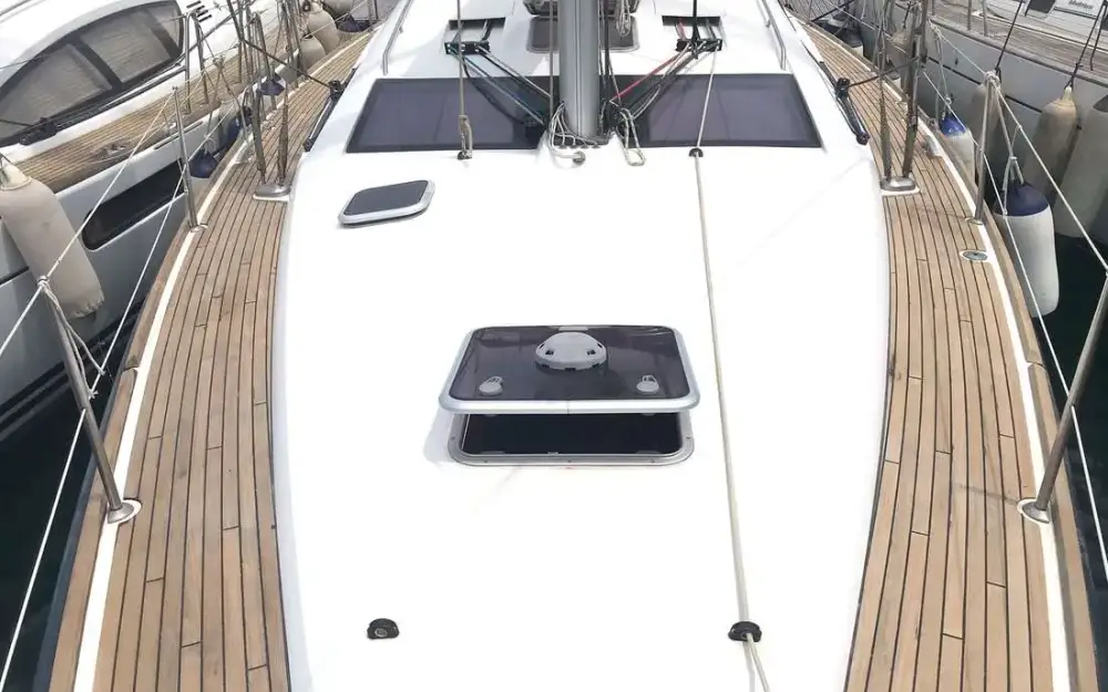 slider 9 Jeanneau Sun Odyssey 45 DS