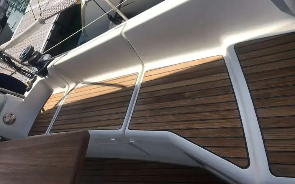 slider 18 Jeanneau Sun Odyssey 45 DS