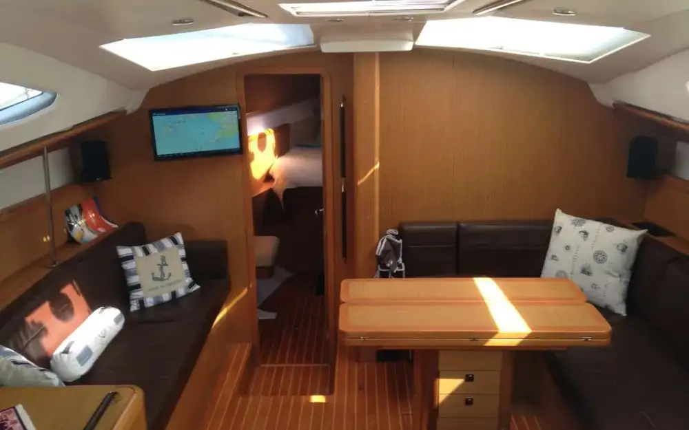 slider 19 Jeanneau Sun Odyssey 45 DS