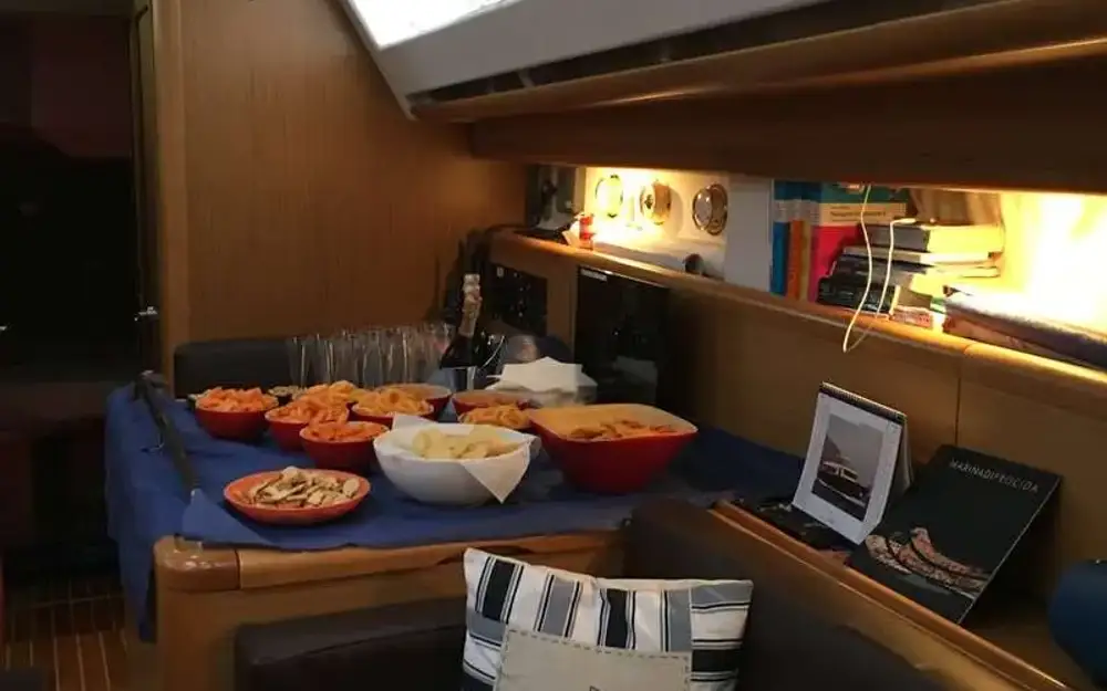 slider 4 Jeanneau Sun Odyssey 45 DS