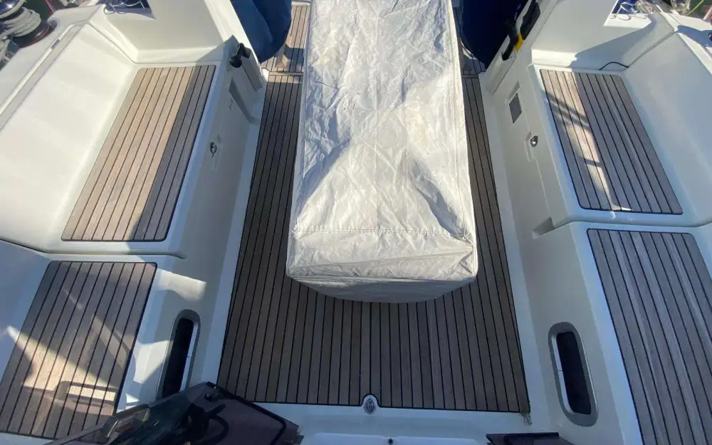 slider 40 Beneteau Oceanis 41.1