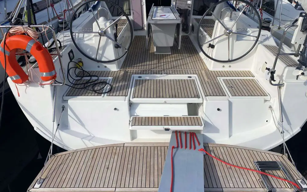 slider 0 Beneteau Oceanis 41.1
