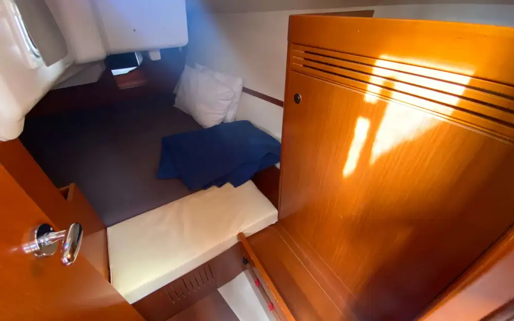 slider 12 Beneteau Oceanis 31