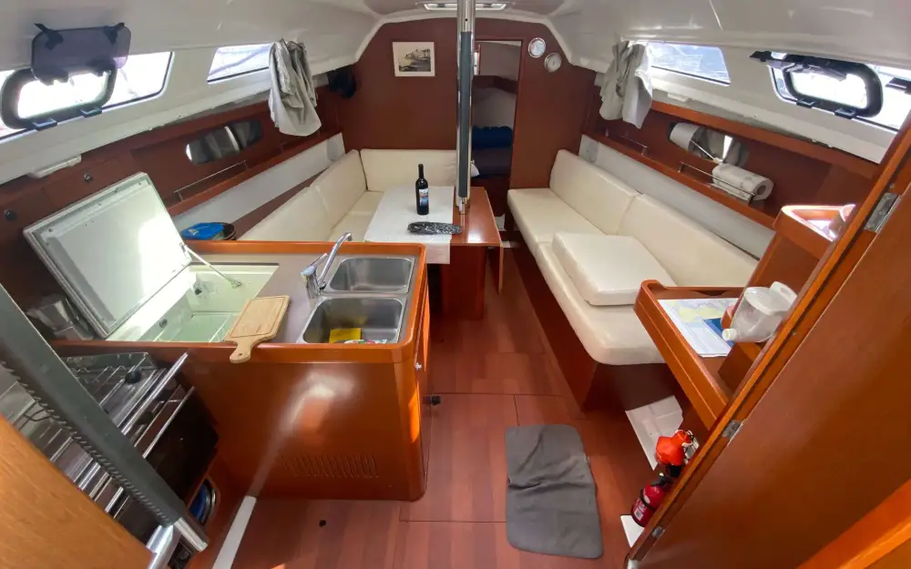 slider 13 Beneteau Oceanis 31