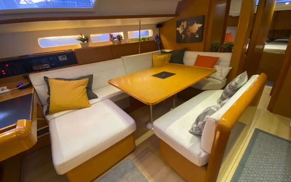 slider 1 Jeanneau Sun Odyssey 509